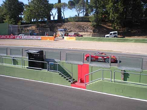 Ferrari Challenge - Bolidi Ferrari sul circuito di Vallelunga per il penultimo appuntamento serie italiana Ferrari Challenge