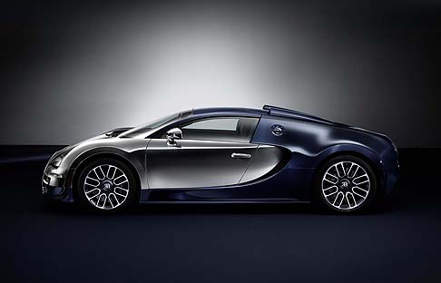 Bugatti - Per ledizione 2014, il brand del lusso Bugatti ci permetter di poter ammirare tutte e sei le special edition appartenenti alla serie Les Lgendes de Bugatti, che proprio a Pebble Beach presenter il suo ultimo modello. 