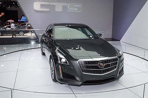 Cadillac - La CTS 2014  disponibile anche con motore aspirato 3.6L V-6 da 321 CV, abbinato al cambio automatico a otto rapporti sui modelli a trazione posteriore. 