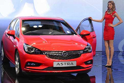 Opel - Opel Astra assicura stile ed efficienza