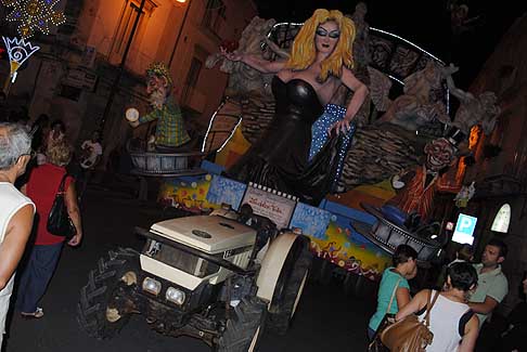 carro La Dolce Vita - Carnevale di Putignano la dolce vita
