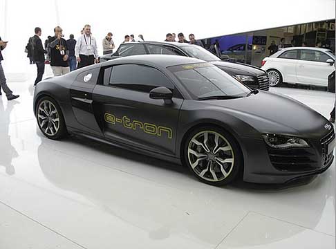 Tesla - Intenational Ces Audi R8 e-Tron supercar
