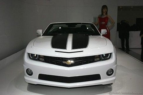 Chevrolet - La Supercar Chevrolet Camaro al Salone di Ginevra 2011