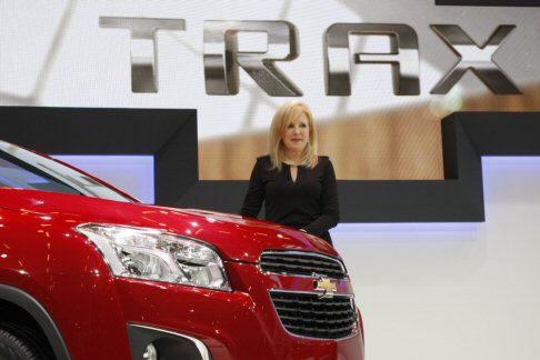 Chevrolet - Ogni dettaglio della carrozzeria di Trax  sinonimo di agilit e movimento, grazie alla presenza di linee decise.