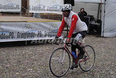La Furiosa - Ciclista Taglia il traguardo alla Ciclostorica nelle terre degli Estensi La Furiosa a Ferrara