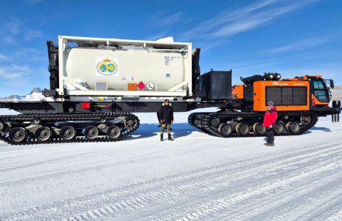 Panther - <b>Nasce il veicolo cingolato che sfida i ghiacci: missione estrema in Antartide</b>. Il cingolato Panther XL Antarctica: potenza e robustezza per le sfida in Antartide. Scopri di pi!