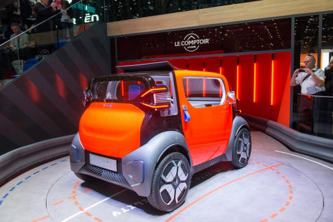 Citroen - Il design audace rende la Citroen Ami One quasi un oggetto iconico, di tendenza