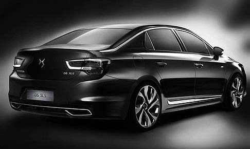 Citroen - Citroen DS 5LS non dimentica di guardare allinnovazione tecnologica e lo dimostra lofferta di motori come il THP 160 e il THP 200 a iniezione diretta sequenziale.