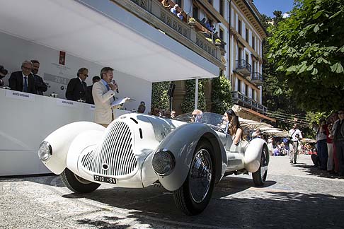 Alfa Romeo - A contendere lo scettro di pi bella del reame erano presenti, oltre alle vetture trionfatrici al Concorso dEleganza di Villa dEste, anche autentiche rarit come la Rolls-Royce Silver Ghost del 1908, la pi antica esistente.