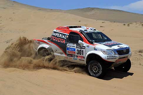 Dakar 2013 - Dakar 12 stage driver Giniel De Villiers su pick-up Toyota