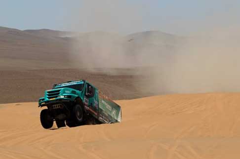 Dakar 2013 - Dakar Rally Raid 2013 - 13 stage camion Iveco sulle dune sabbiose