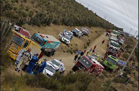 Dakar 2013 - Dakar 2013 14 stage parco chiuso con i mezzi cars e trucks