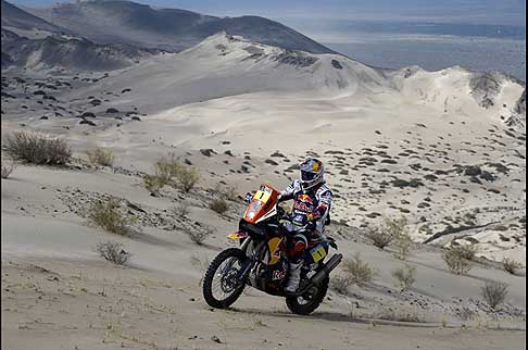 Dakar 2013 - Dakar 2013 11 stage La Rioja - Fiambal biker Cyril Despres su moto KTM leader della classifica generale del Rally Raidktm 