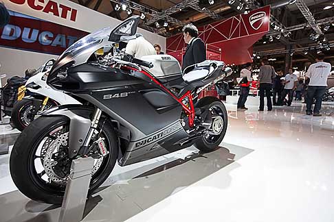 Ducati - Ducati 848 Evo al salone del motociclo di Milano Eicma 2012