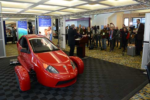 Elio Motors - Estremamente compatto, il veicolo nasce dalla reale esigenza di contenere gli spazi.