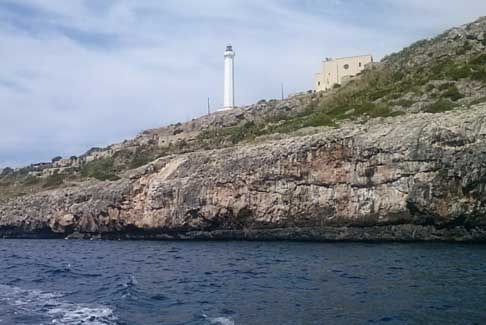 Santa Maria di Leuca - Faro sulla Punta Meliso il secondo faro pi alto d'europa alto 48,60 m