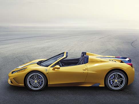 Ferrari - La serie speciale intende celebrare il successo della 458 nelle sue diverse declinazioni, come dimostrano i numerosi premi internazionali e le vittorie in pista ottenuti da questo fortunato modello del Cavallino.