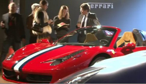 Ferrari - Una Ferrari su misura � il sogno di ogni automobilista in grado di possedere una creatura del Cavallino e il costruttore di Maranello per accontentare la sua esigentissima clientela propone il Ferrari Tailor-Made.