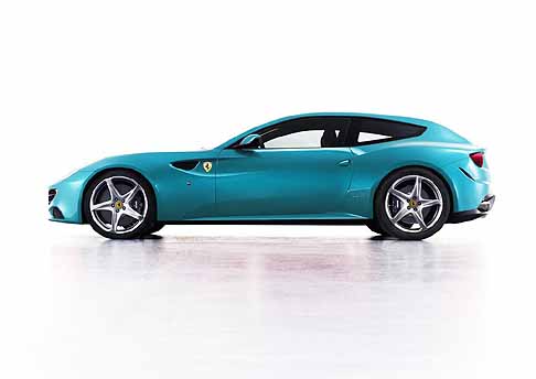 Ferrari - 04 - Ferrari FF Blue Dubai