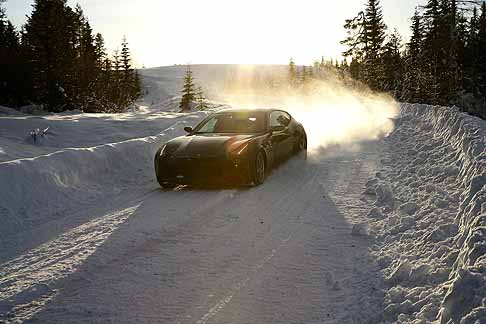 Ferrari - Ferrari FF test di guida sulle dolomiti