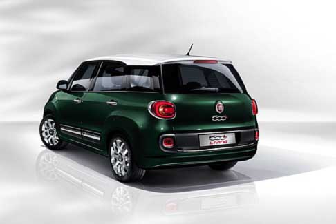 Fiat - Fiat 500L Living posteriore vettura