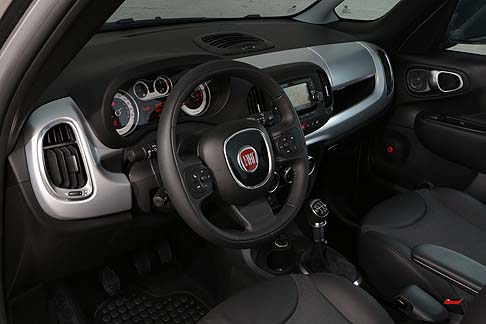 Fiat 500L Beats Edition