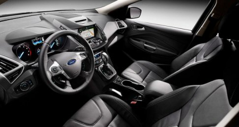 Ford - La versione a stelle e strisce disporr del cambio automatico a 6 rapporti mentre per lEuropa  previsto anche il cambio manuale. 