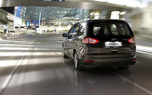 Ford Galaxy 7 posti 2015