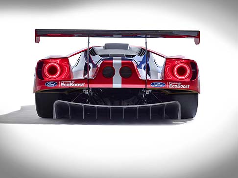 Ford - La nuova Ford GT  la vettura pi estrema realizzata dal team Ford Performance, una divisione creata per produrre innovazione attraverso le prestazioni.