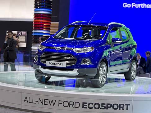 Ford - Infine, troviamo la versione europea del nuovo EcoSport, realizzato sulla base della piattaforma globale B di Ford, che garantisce lefficienza e lagilit di una family car compatta senza rinunciare agli elementi tipici di un SUV.