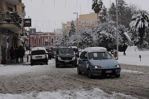 Acquaviva delle Fonti - Forte nevicata ad Acquaviva delle Fonti - Bari a San Silvestro 2014