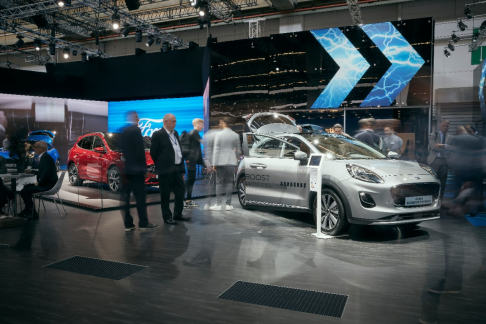 Ford - i visitatori del Salone di Francoforte, potranno vivere lexperience Go Electric attraverso simulatori ed attivit di realt aumentata