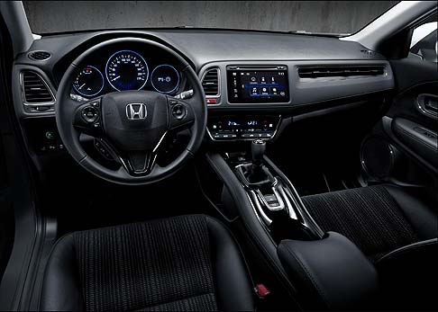 Honda - Il sistema automatico di frenata a bassa velocit di Honda sar montato di serie sulla Honda HR-V