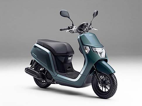 Honda - Nello spazio dedicato alle due ruote troveranno spazio diversi modelli, tra cui il DUNK, un nuovo scooter 50 cc realizzato per il mercato giapponese.