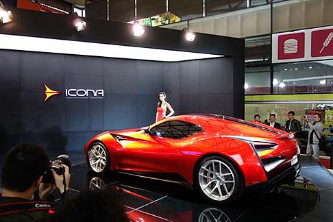 Icona - La seconda, sempre ibrida, utilizzer� un V12 con unit� elettrica posizionata nella scatola del cambio. 