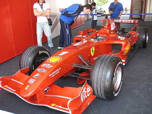 Ferrari - Trofeo Lorenzo Bandini 2012 - circuito di Imola con la monoposto Ferrari del 2008