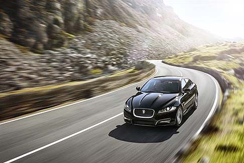 Jaguar XF R-SPORT 