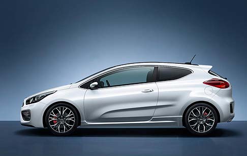 Kia - Sono tre le debuttanti del parterre di Kia Motors, che vedr il debutto globale delle nuove Kia Cee'd GT e Pro Cee'd GT, accompagnate dalla concept Kia Provo.