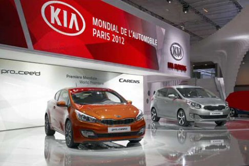 Kia - Nello stand Kia troviamo, inoltre, la nuova serie della ceed Sportswagon.