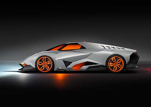 Lamborghini  - La vettura super esclusiva  stata presentata durante la cena di gala per festeggiare i 50 anni del marchio. 