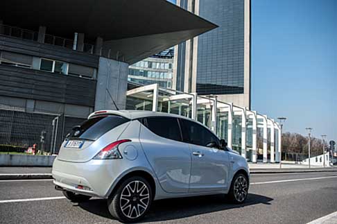 Lancia Ypsilon Mya