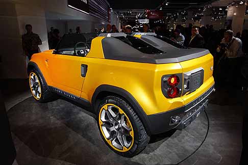 Land Rover - Land Rover Defender DC100 Sport Concept retro vettura