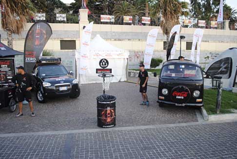 Reggio Calabria - Lungmare di Reggio Calabria stand espositivo con le auto pubblicitarie di Coca Cola