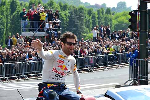 Red Bull - Mark Webber pilota di Formula 1 al Red Bull F1 Show Run 2011 di Torino