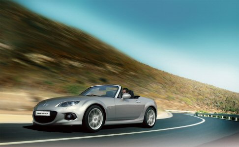 Mazda - Migliora anche il drive-to-fun, da sempre caratteristica vincente di questa intrigante sportiva a cielo aperto.