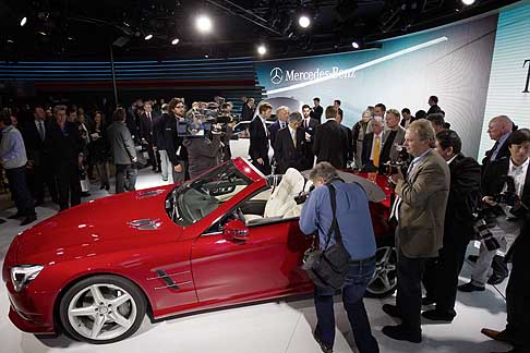 Mercedes-Benz - Mercedes-Benz al salone di Detroit 2012 con la Nuova Mercedes SL