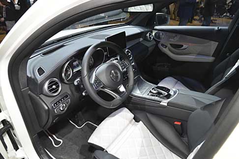 Mercedes-Benz - Il nuovo GLC Coupé offre un ricco corredo di dotazioni già nella versione di base.