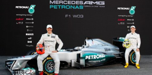 Mercedes - Svelata la nuova Mercedes W03 che correr� nella prossima stagione di Formula 1. 