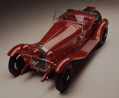 Alfa Romeo - Anche la 6C 1750 Gran Sport del 1930 (carrozzeria Zagato), ha costruito la sua leggenda proprio in questa competizione. Nel 1930 a bordo di questo modello Tazio Nuvolari e Giovanni Battista Guidotti hanno trionfato.