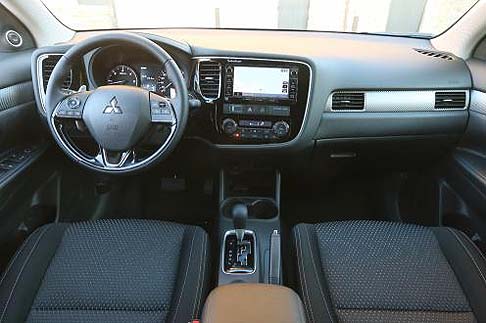 Mitsubishi Outlander 2016